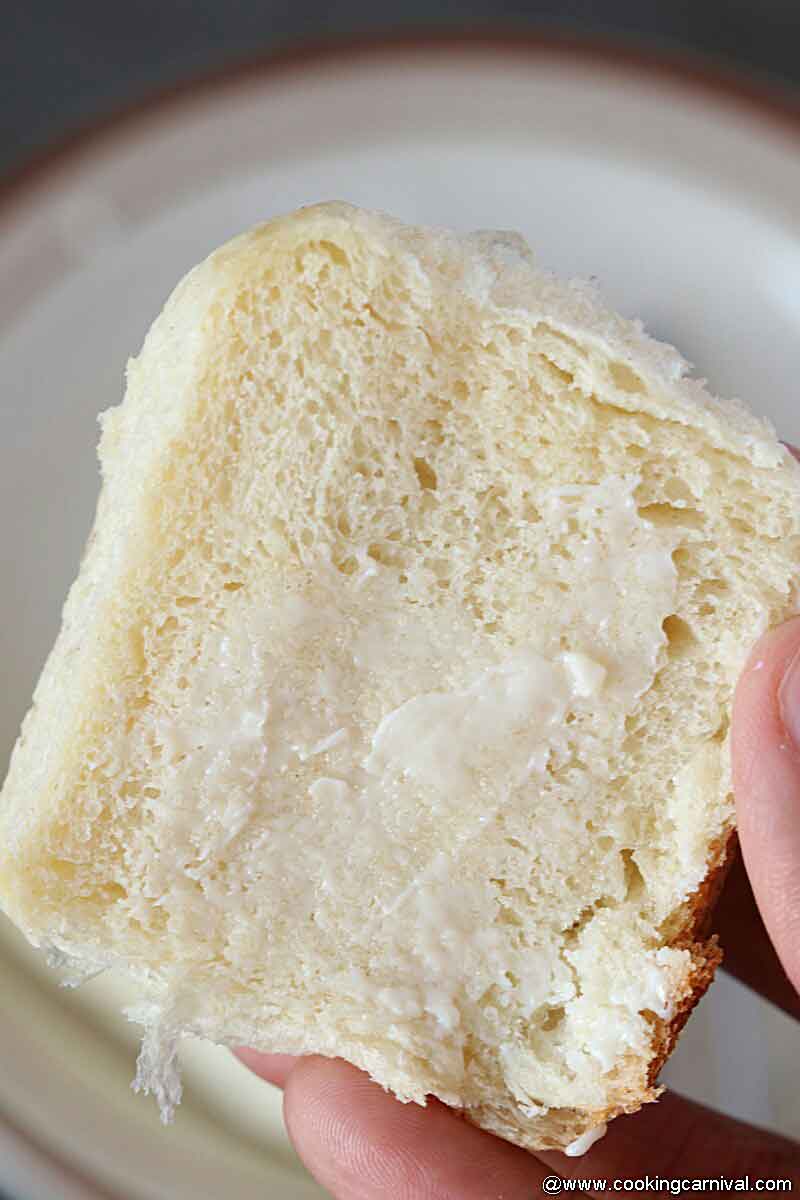 smeared butter on pav