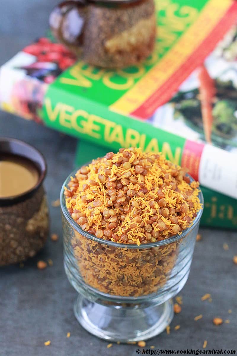 Sev Masoor   Dalmooth Namkeen video recipe by cookingcarnival com - 78
