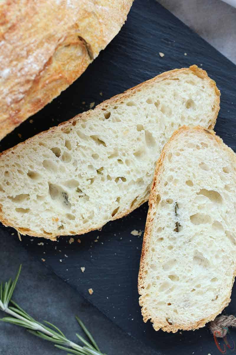 Instant Pot Olive Oil Rosemary No Knead Bread