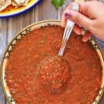 Homemade Salsa Restaurant Style - Comes together in 5 minutes and tastes just like it came from Mexican food restaurant! So much better than a store bought jar salsa.