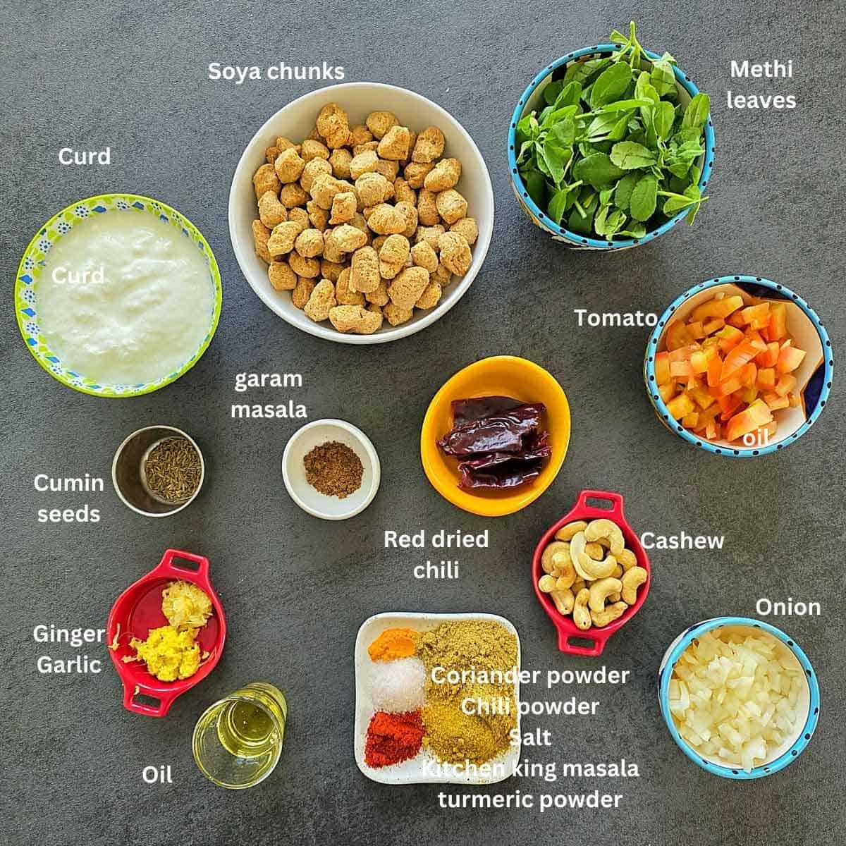 pre,eased ingredients for methi soya chunks curry
